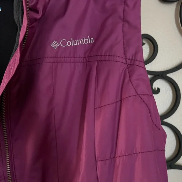 Columbia Women's Purple Vest - Picture 7 of 9
